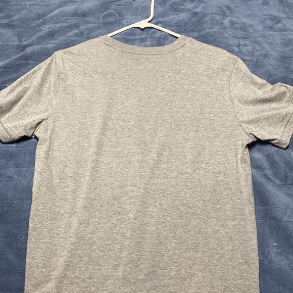 NYC Aeropostale tshirt grey - Picture 3 of 3